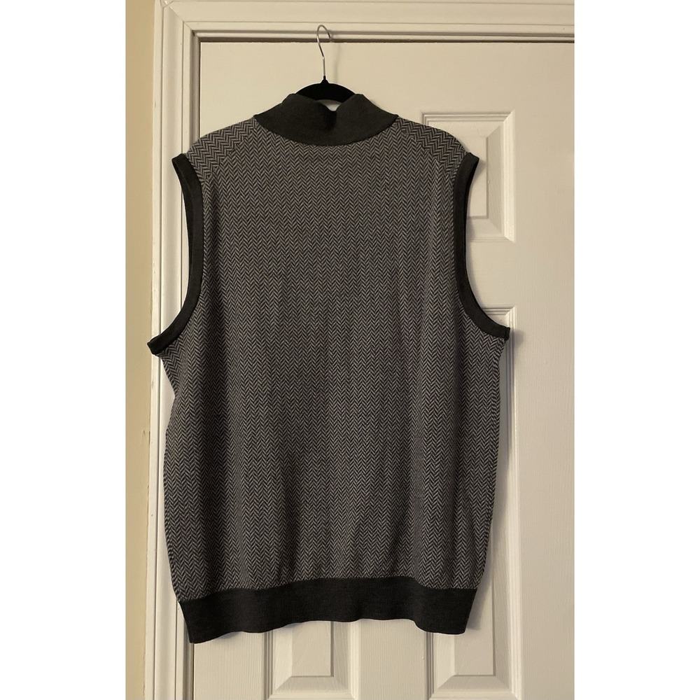 Bobby Jones pullover vest - Picture 2 of 7